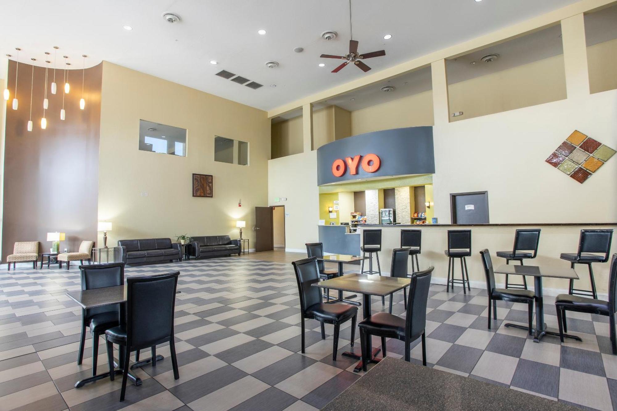 OYO Hotel Knoxville TN Cedar Bluff I-40 Exterior foto